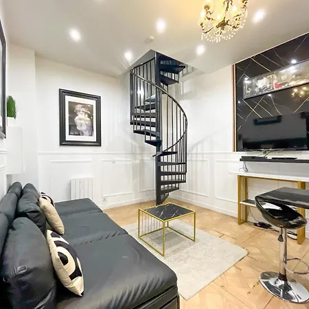 Urban Flat 55 - Atelier Marilyn Monroe Apartment Paris