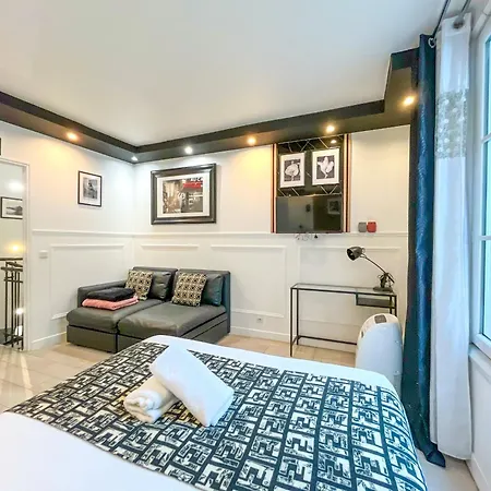 Apartment Urban Flat 55 - Atelier Marilyn Monroe Paris
