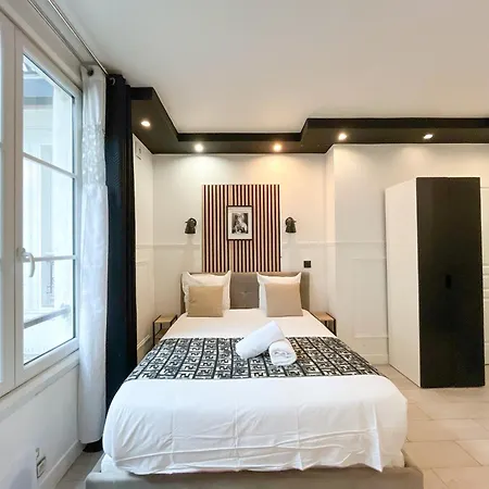 Urban Flat 55 - Atelier Marilyn Monroe Apartment